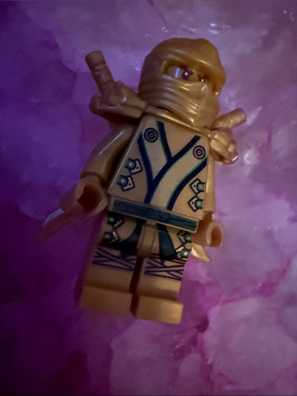 LEGO® Ninjago Lloyd (Golden Ninja) The Final Battle / AUTHENTIC With Swords